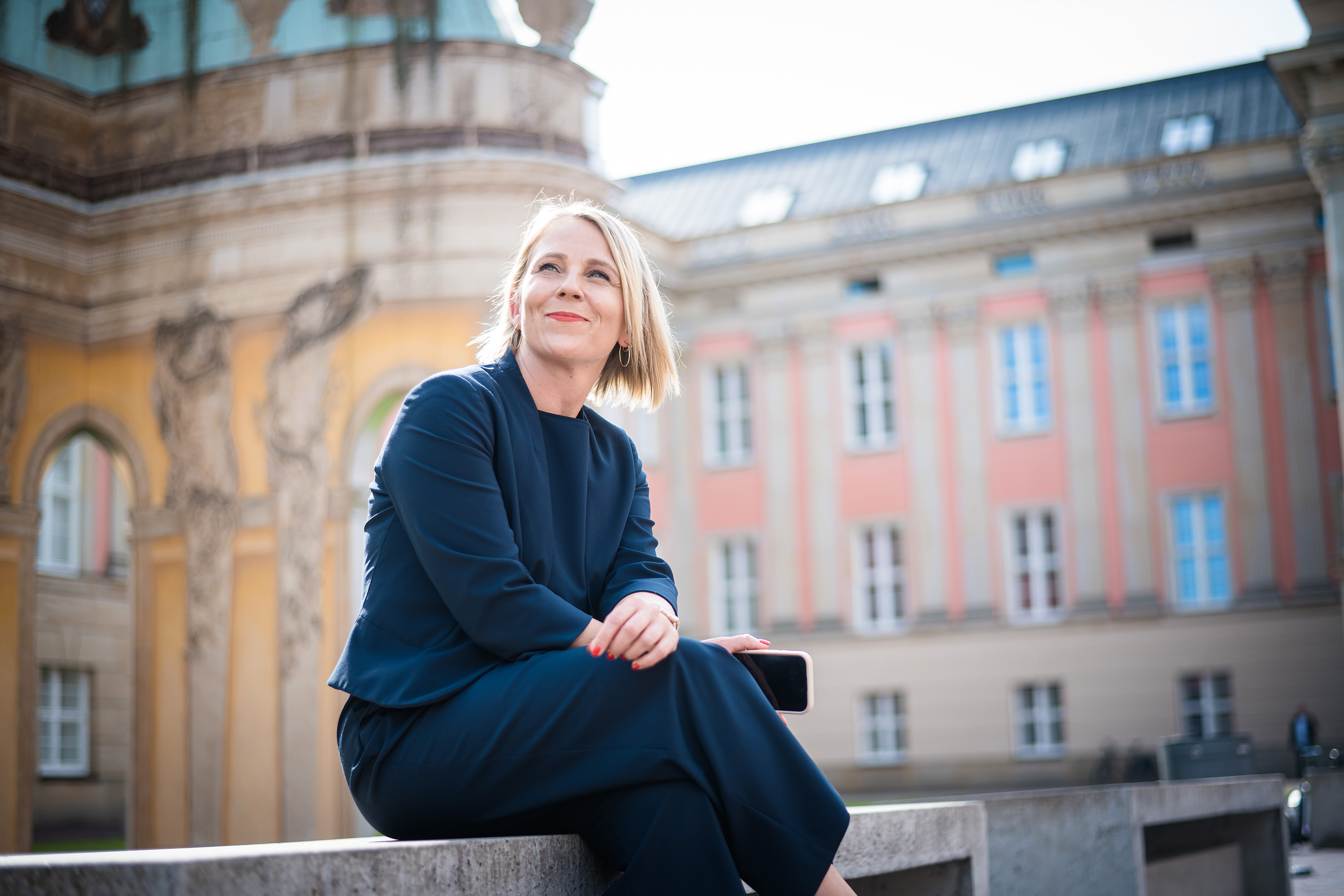 Businessportrait-Politikerin-Katja-Poschmann-Pressefoto-Berlin-03.jpg